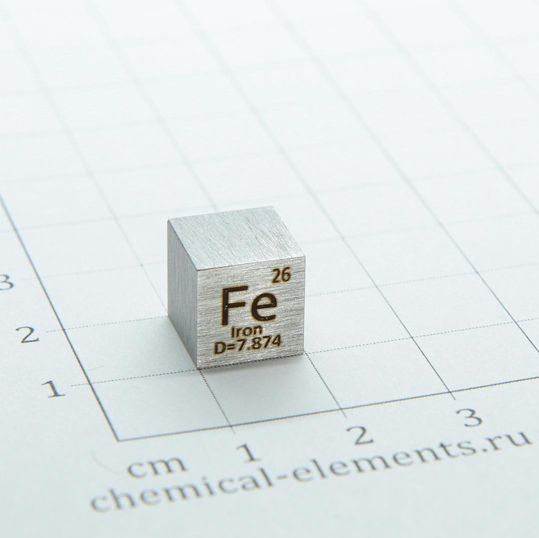 Железный кубик (Fe), 99,99%, 10х10 мм.