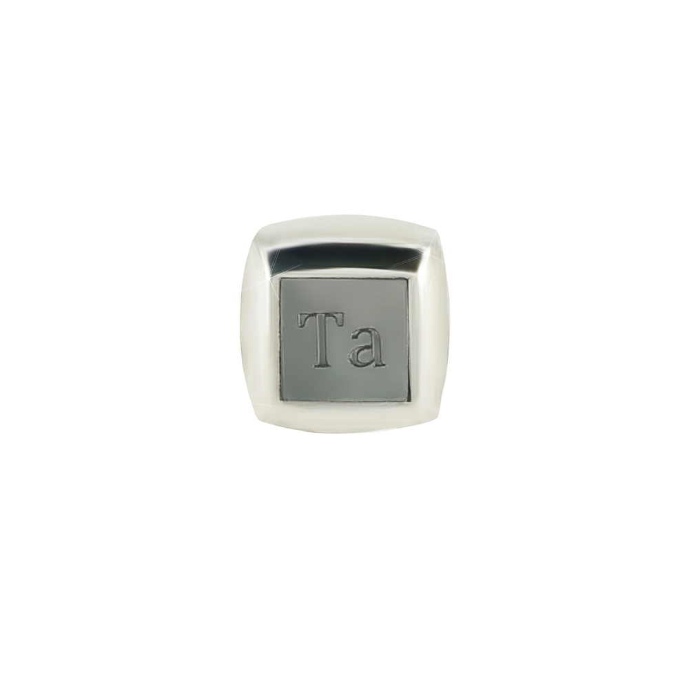 Серебряное звено (925) с вставкой из тантала.